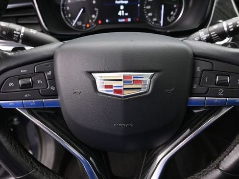 Used 2021 Cadillac XT6 Premium Luxury AWD/4WD image 32