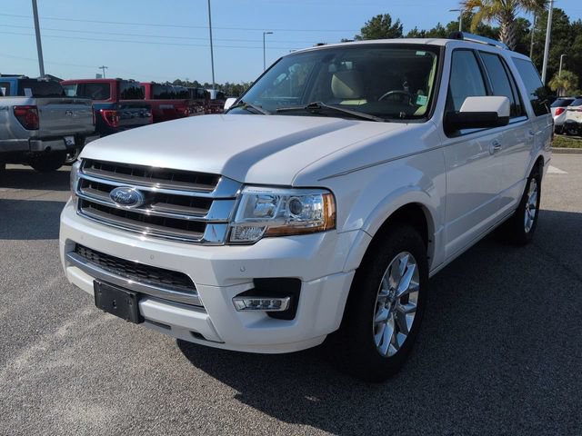 Used 2017 Ford Expedition Limited w/ Equipment Group 301A RWD image 8