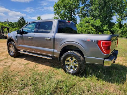 Used 2021 Ford F150 XLT w/ Equipment Group 301A Mid AWD/4WD image 5