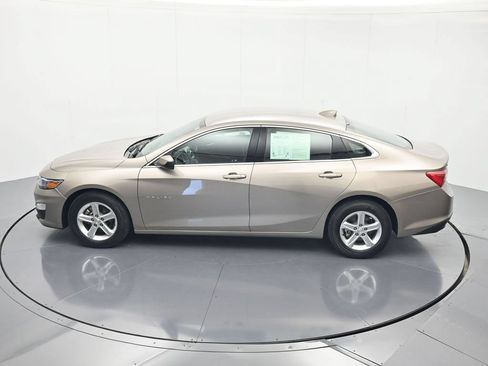 Certified 2024 Chevrolet Malibu LT FWD image 35