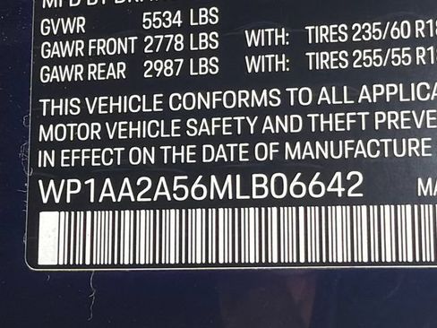 Used 2021 Porsche Macan AWD/4WD image 33