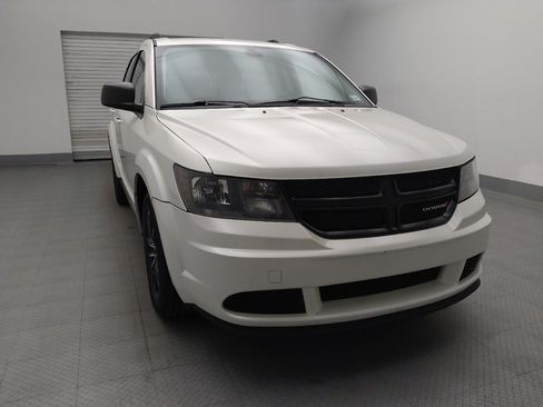 Used 2018 Dodge Journey SE w/ Popular Equipment Group image 14