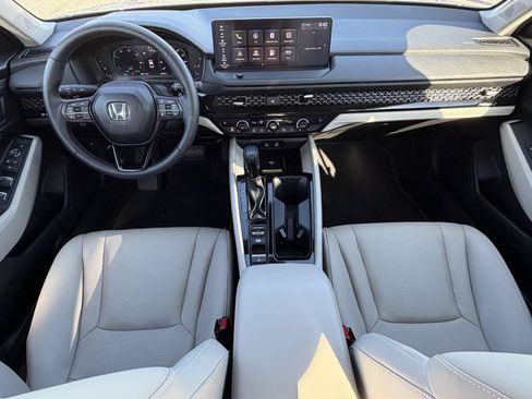 Used 2025 Honda Accord EX-L image 13
