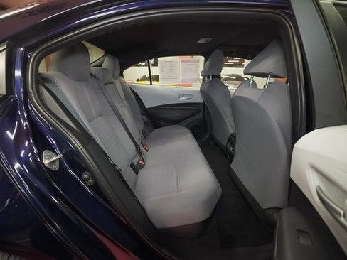 Used 2023 Toyota Corolla SE w/ SE Package image 14