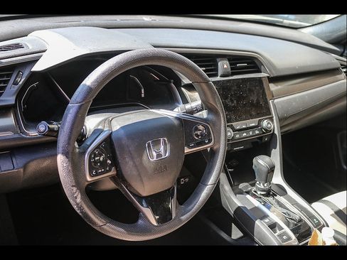 Used 2019 Honda Civic EX image 8