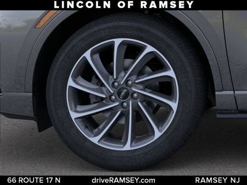 New 2026 Lincoln Corsair Grand Touring AWD/4WD image 20