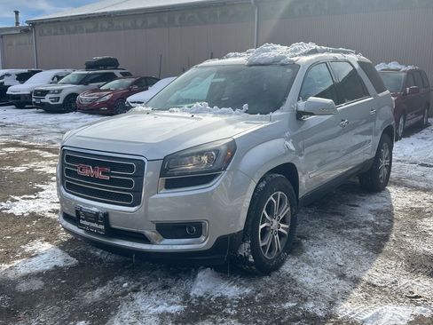 Used 2015 GMC Acadia SLT image 2