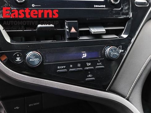 Used 2024 Toyota Camry SE image 20