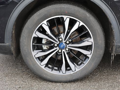 Used 2022 Ford Escape SEL w/ SEL Stealth AWD Package image 11