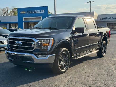 Used 2023 Ford F150 XLT w/ Equipment Group 302A High image 7