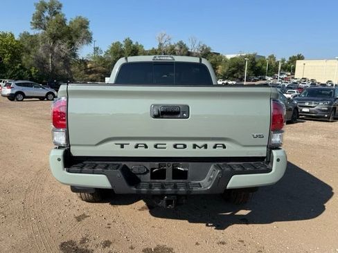 Used 2023 Toyota Tacoma TRD Sport w/ TRD Premium Sport Package AWD/4WD image 4