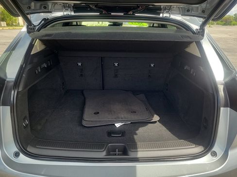 Certified 2023 Buick Envision Essence w/ Sport Touring Package FWD image 8