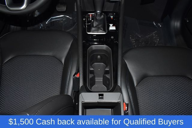 New 2026 Jeep Compass Latitude w/ Sun and Sound Group AWD/4WD image 23