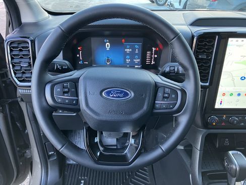 Used 2025 Ford Ranger XLT w/ Chrome Accent Package image 10