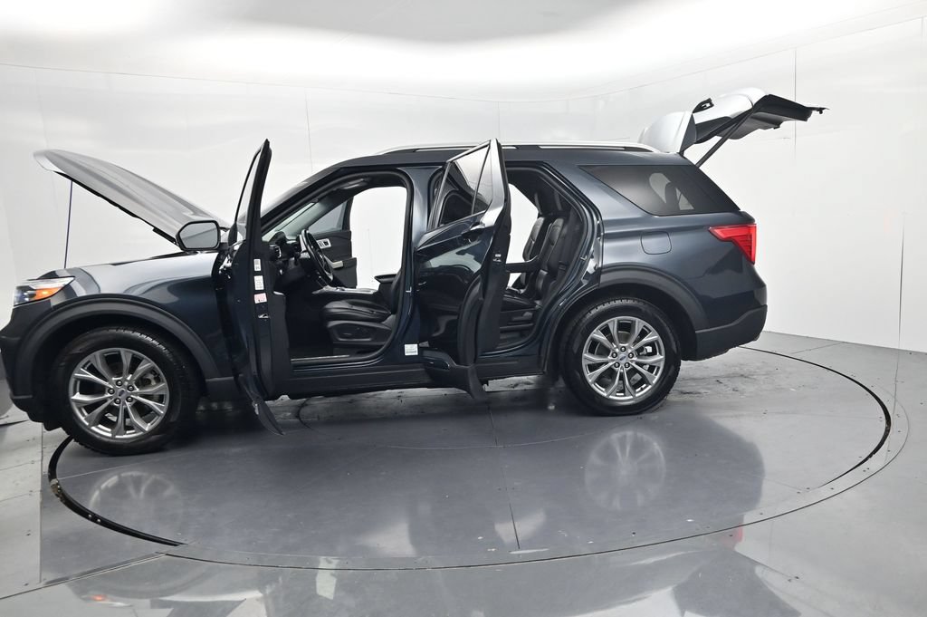 Used 2023 Ford Explorer Limited w/ Equipment Group 301A RWD image 63