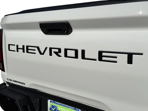 Used 2024 Chevrolet Colorado ZR2 w/ ZR2 Convenience Package III AWD/4WD image 36