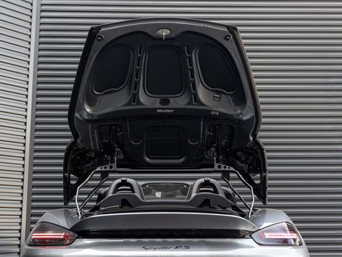 Certified 2024 Porsche 718 Boxster Spyder RS RWD image 30