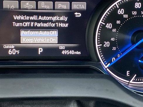 Used 2022 Toyota Venza LE image 32