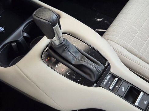 New 2026 Honda HR-V LX image 20