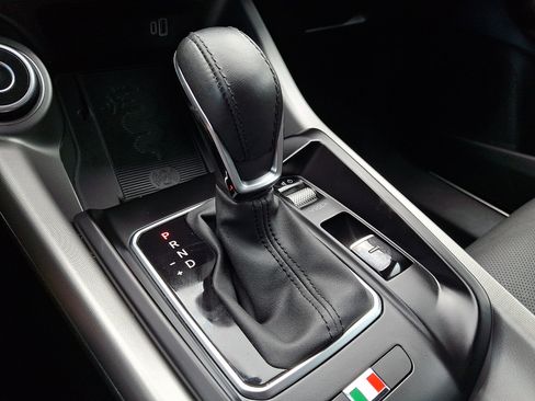 Used 2025 Alfa Romeo Tonale w/ Premium Package AWD/4WD image 15