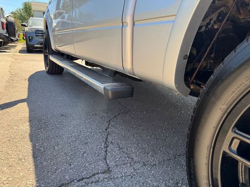 Used 2013 Ford F150 Lariat w/ Luxury Equipment Group AWD/4WD image 16