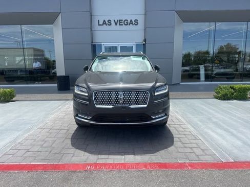 Used 2023 Lincoln Nautilus Black Label w/ Class II Trailer Tow Package AWD/4WD image 2