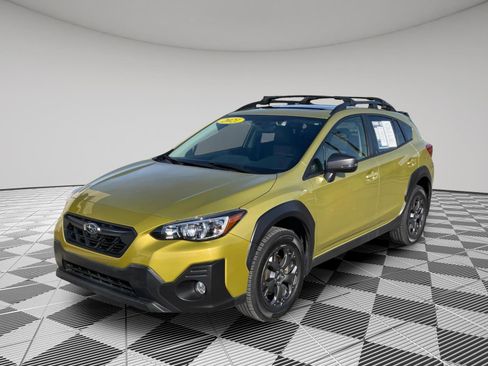 Used 2021 Subaru Crosstrek 2.5i Sport w/ Moonroof Package image 3