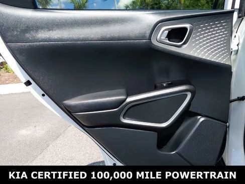 Certified 2025 Kia Soul LX w/ LX Technology Package FWD image 18