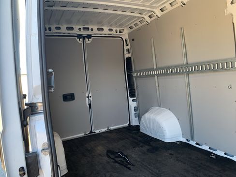 Used 2023 RAM ProMaster 2500 w/ Interior LED Lighting Group image 32
