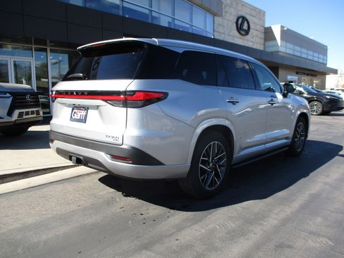 New 2026 Lexus TX 350 AWD image 9