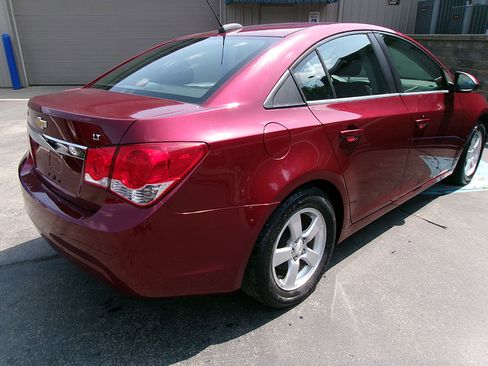 Used 2015 Chevrolet Cruze LT image 8