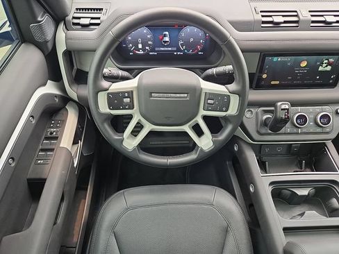 Used 2024 Land Rover Defender 110 S AWD/4WD image 11