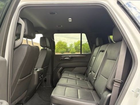 Used 2025 Chevrolet Tahoe LT image 24