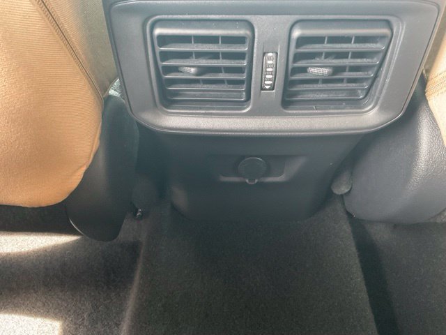 Used 2023 Toyota RAV4 LE AWD/4WD image 14