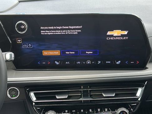 New 2026 Chevrolet Traverse LT w/ Sun and Wheel Package image 20