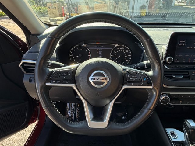 Used 2022 Nissan Altima 2.5 SV w/ SV Premium Package FWD image 19
