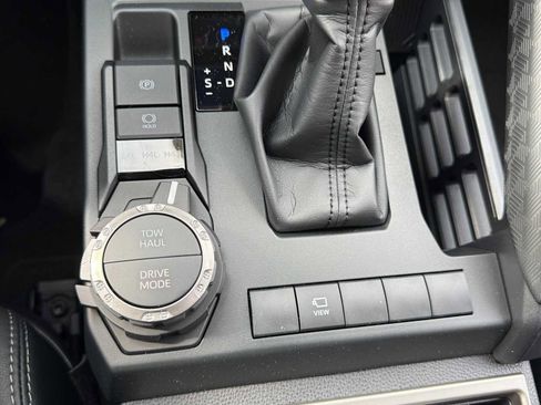 New 2026 Toyota 4Runner Limited image 19