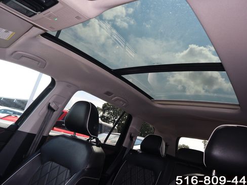 Used 2024 Volkswagen Atlas SEL Premium R-Line AWD/4WD image 17