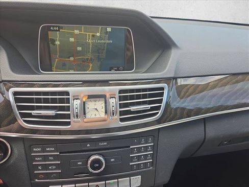Used 2016 Mercedes-Benz E 350 Sedan image 13