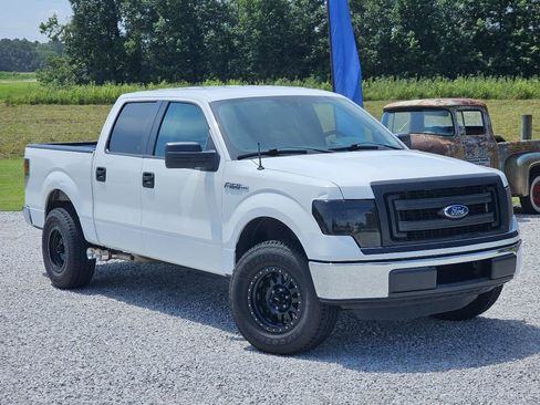Used 2014 Ford F150 XL w/ Equipment Group 101A Mid RWD image 2
