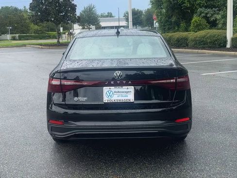 New 2025 Volkswagen Jetta S image 7