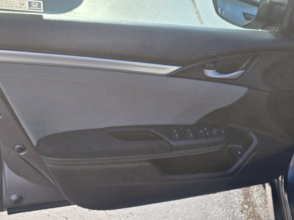 Used 2020 Honda Civic EX image 17