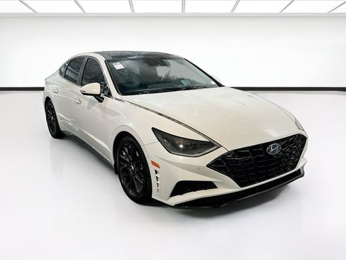 Used 2021 Hyundai Sonata Limited FWD image 3