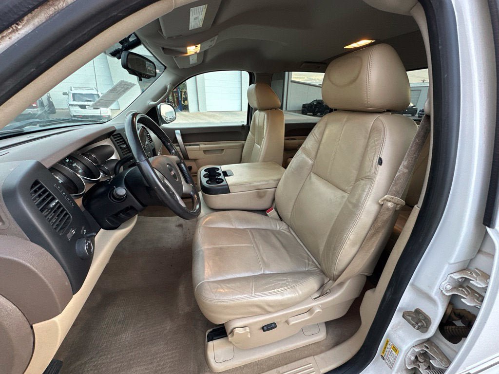 Used 2012 GMC Sierra 1500 SLE w/ Texas Edition RWD image 9