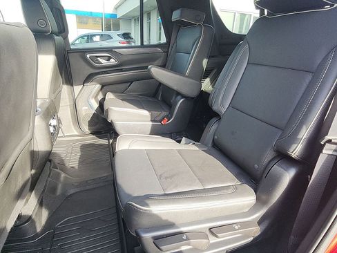 Used 2022 GMC Yukon SLT w/ SLT Luxury Package image 23