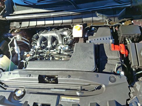 Certified 2024 Nissan Pathfinder Rock Creek image 30