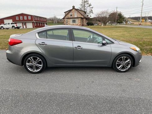 Used 2015 Kia Forte EX w/ Premium Package image 6