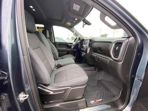 Used 2019 Chevrolet Silverado 1500 LT w/ Texas Edition AWD/4WD image 28