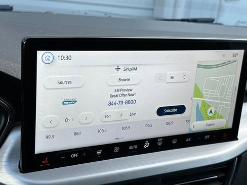 Used 2024 Ford Escape Platinum image 17