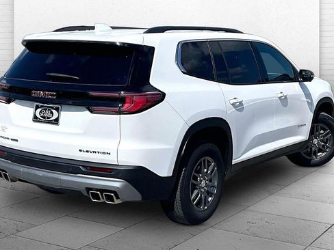 Used 2025 GMC Acadia Elevation AWD/4WD image 12